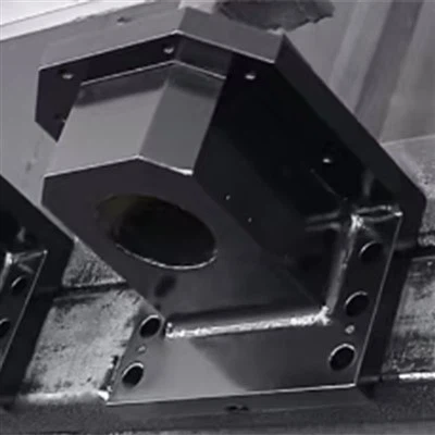 Quali sono le proprietà di conduttività elettrica delle grandi scatole di fus...